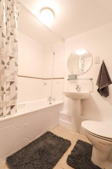 Camber Hill - Long Stay Offer London Exterior foto